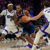 Kawhi Leonard vuelve a Toronto en un canje de gran escala con los Clippers