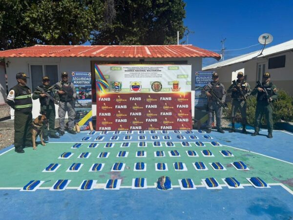 FANB localiza casi 35 kilos de marihuana en Los Roques