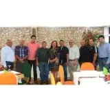 File:Reunión con la cámara de comercio y directiva nacional de -consecomercio (33022478974).jpg