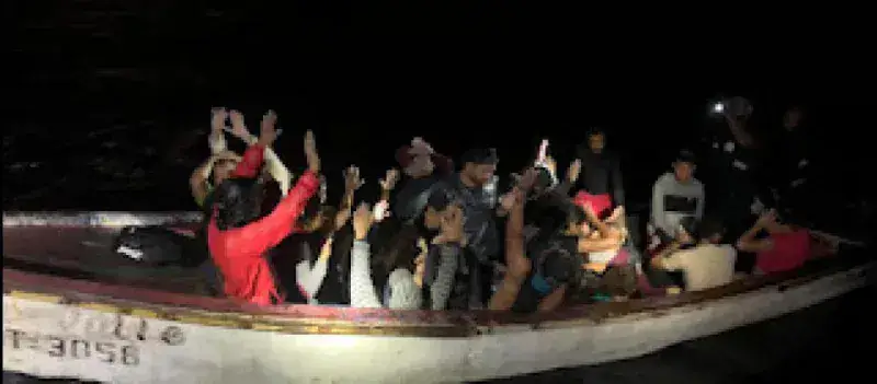 
			Detenidos 34 venezolanos en intento de ingresar en lancha a Curazao		