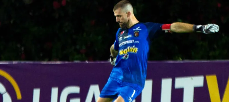 Alain Baroja confirmado como portero del Always Ready boliviano