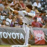 Sanoja fija un registro histórico de los Marlins tras su triple ante Colorado