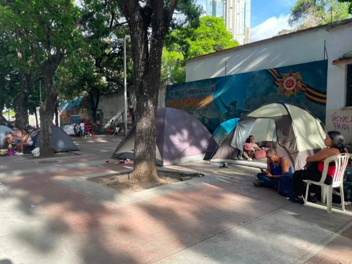 Sube a 2.295 la cifra de muertos por el sismo y declaran siete días de duelo