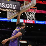 Lakers tienen la mira puesta en los playoffs