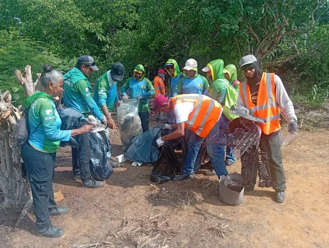 Saneamiento ambiental en Cabimas moviliza a más de 300 personas