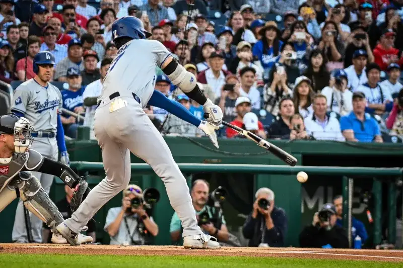 File:Dodgers at Nationals (53676953093).jpg