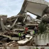 Gobierno evalúa plan de vivienda tras terremotos de junio
