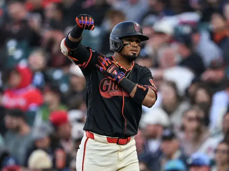 Luis Arraez vuelve a los 100 hits en Grandes Ligas
