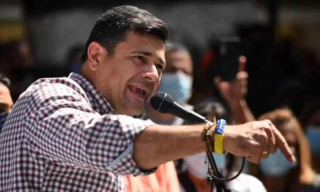 Freddy Superlano presenta su programa de gobierno Plan 2024