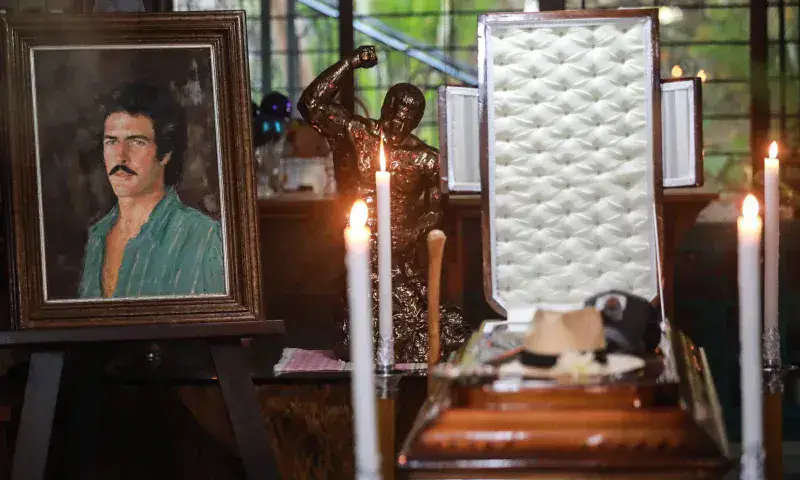 Despiden al actor mexicano Andrés García en Acapulco