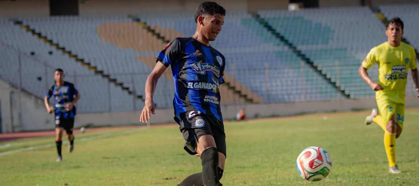 Intensa jornada dominical sacude los grupos de la Liga Futve 2