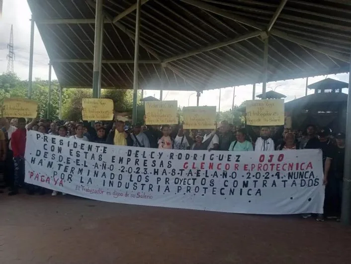 Exigen pago de deudas y transparencia por retorno de Glencore