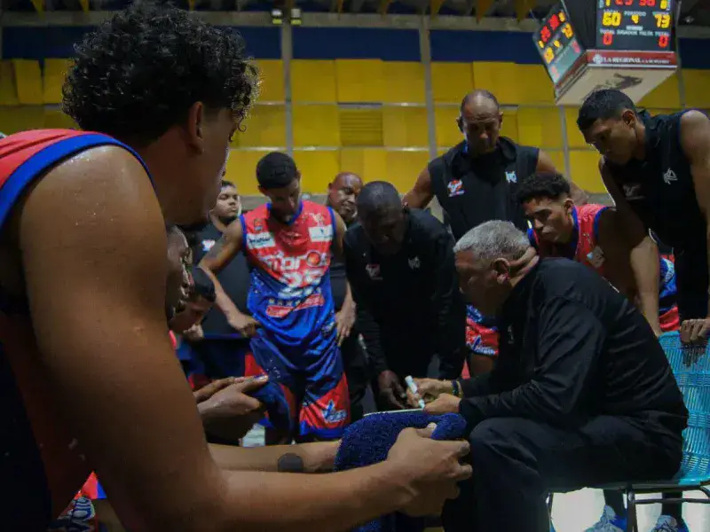 David Díaz no seguirá al frente de Toros