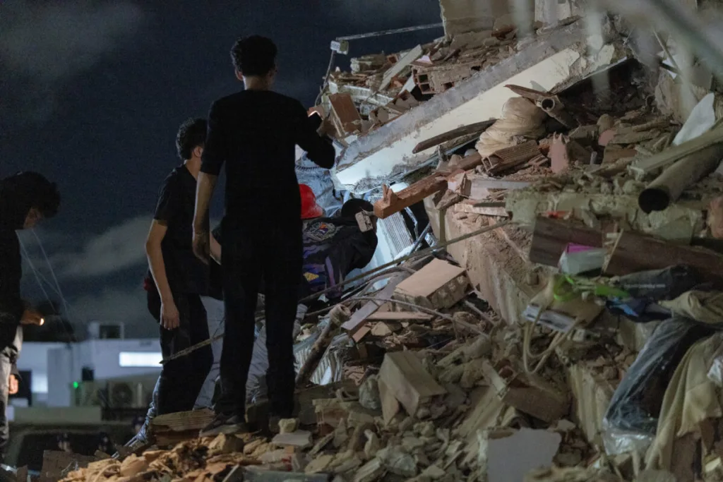 EE UU enviará equipos y ayuda humanitaria a Venezuela tras dos terremotos