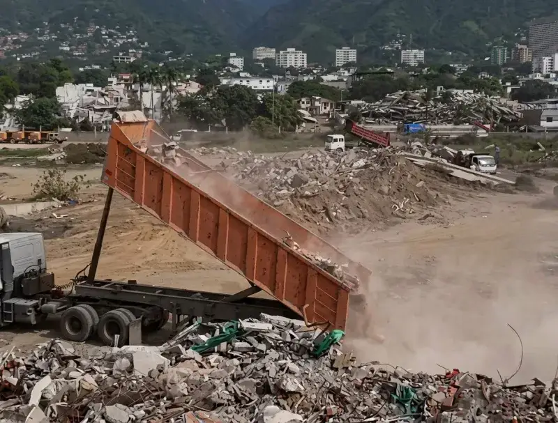 Gobierno asegura que los escombros de La Guaira no se verterán al mar