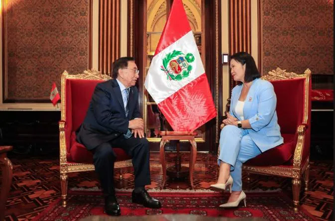 Fujimori y Balcázar acuerdan una transición sin sobresaltos