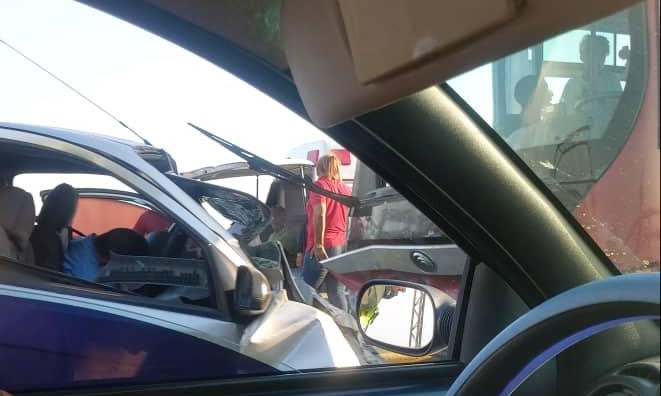 Choque entre vehículo y autobús en el Puente habría dejado un muerto