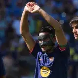 Eric García enciende las alarmas en el Barcelona por molestias físicas