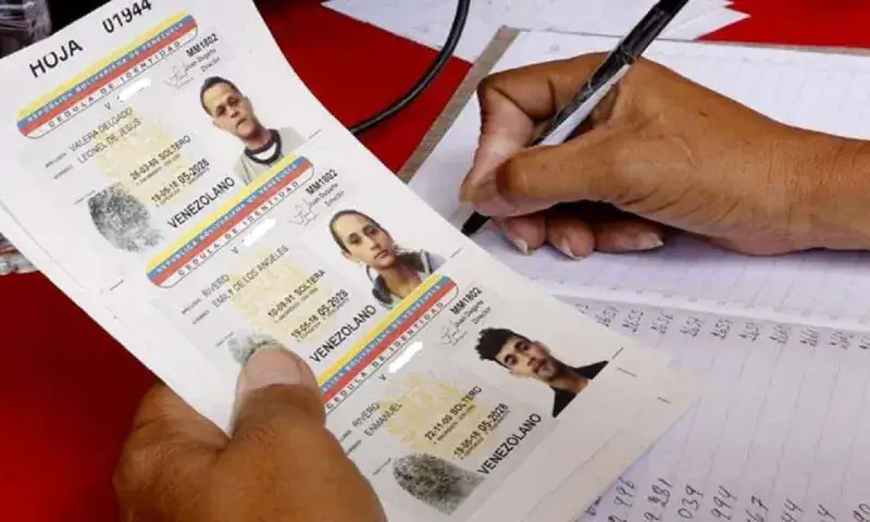 Saime evalúa cobrar renovación de la cédula
