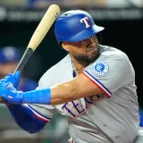 Elías Díaz busca consolidarse con los Rangers de Texas