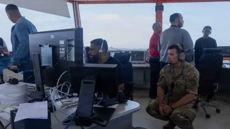 Marines de EE UU apoyan torre aérea en Maiquetía