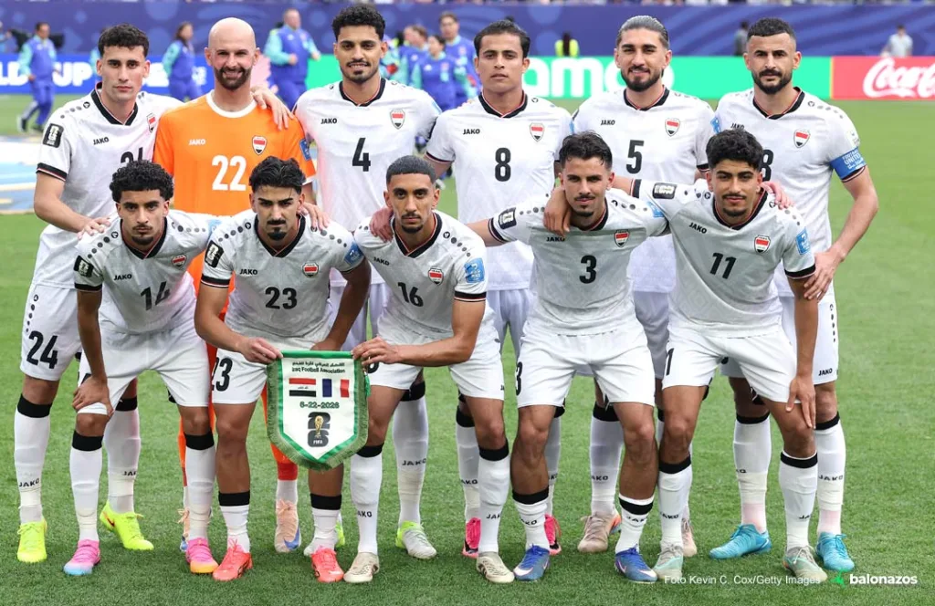 Francia golea 3-0 a Irak y avanza a dieciseisavos tras suspensión por tormenta