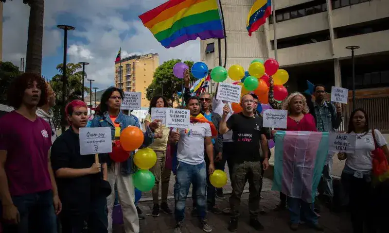 "Urgen" acciones contra la discriminación a personas LGBTI