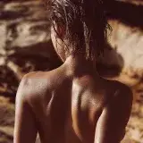 La vainilla, el coco y las almendras dominan el verano en perfumes de aroma cremoso