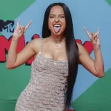 Becky G publicará el próximo 28 de septiembre su nuevo álbum, "Esquinas"