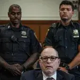 Harvey Weinstein recibe condena de 15 años de prisión en Nueva York