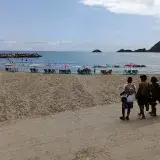 Apagones de 18 horas hunden el comercio en Ocumare de la Costa
