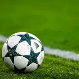 Imputan violación a cuatro futbolistas