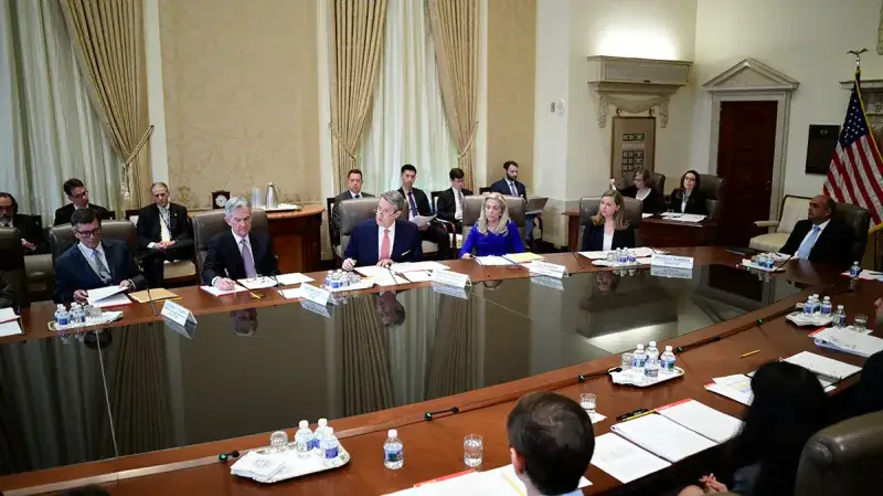 File:Federal Reserve Board (Board of Governors of the Federal Reserve System) open meeting, April 2019.jpg