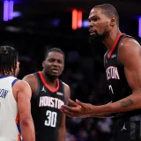 Kevin Durant estaría dispuesto a bajar su salario para jugar con los Knicks