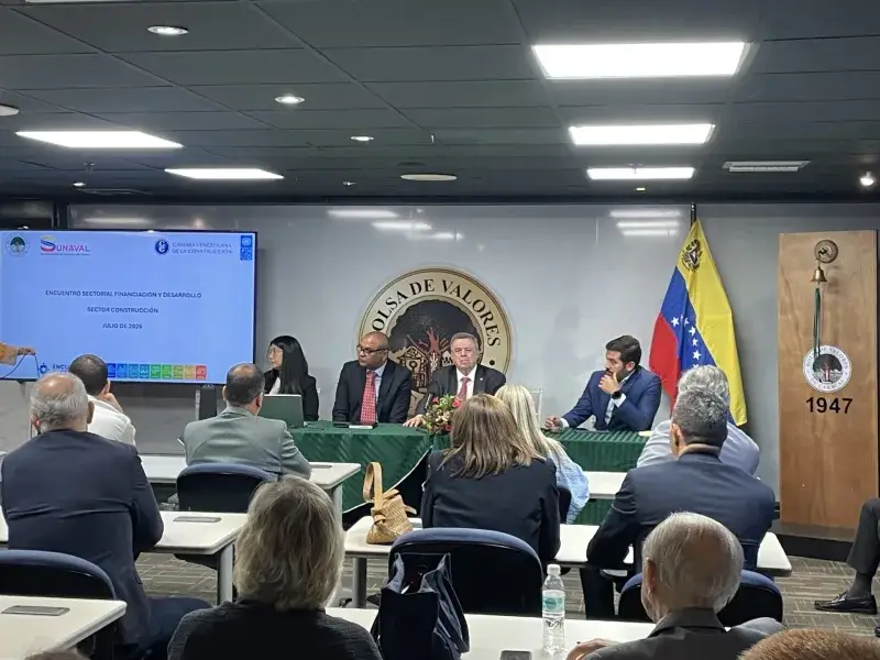 Analizan bonos y fondos para reconstruir infraestructura