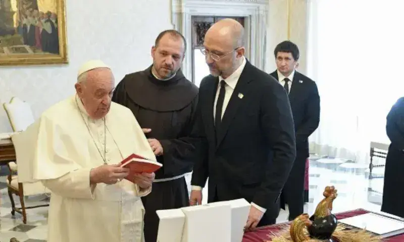 El Papa busca en Hungría un aliado para detener guerra en Ucrania
