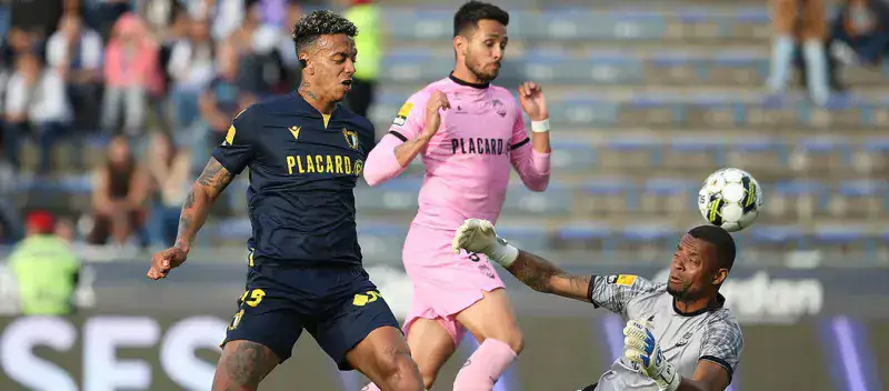 Famalicao de Jhonder Cádiz perdió ante el Chaves