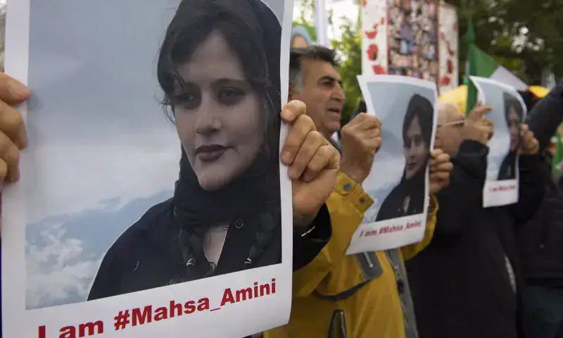 EE. UU. impone sanciones a Irán por aniversario de la muerte de Mahsa Amini