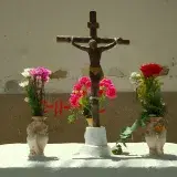 Comunidad de Tanaguarenas erige altar en memoria de víctimas