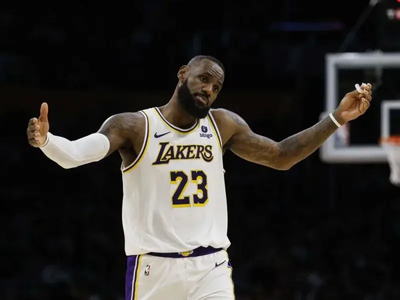 LeBron agita el mercado de la NBA y Golden State prepara sus movimientos