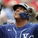 Salvador Pérez a un inatrapable de igualar a Pablo Sandoval 