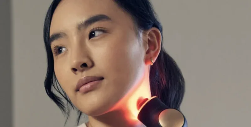 The 13 Best Acne Light Therapy Devices to Zap Stubborn Breakouts