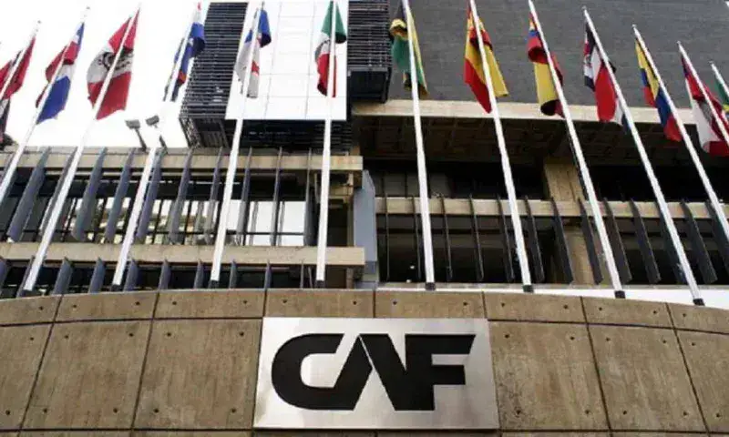 Gobierno y la CAF abordan financiación de "importantes proyectos" en el país