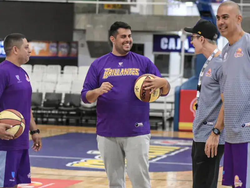 Brillantes refuerza su cuerpo técnico