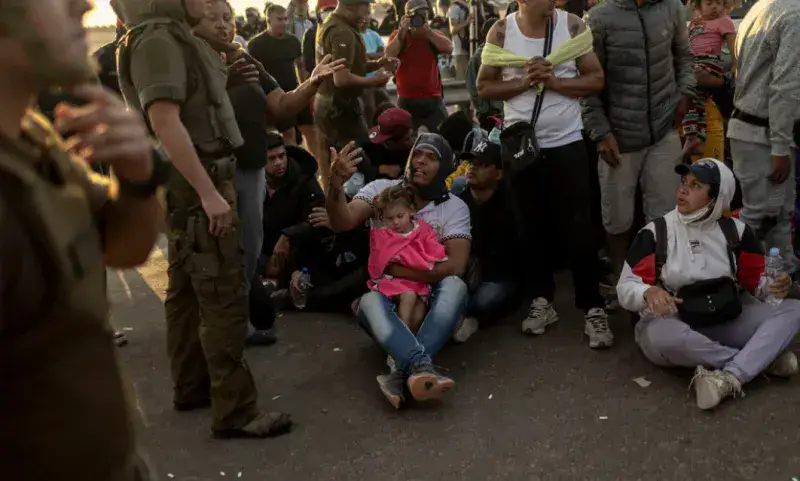 Canciller chileno confirma repatriación a Venezuela de migrantes varados