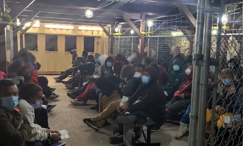 Albergues de migrantes en frontera México-EE. UU. en su máxima capacidad