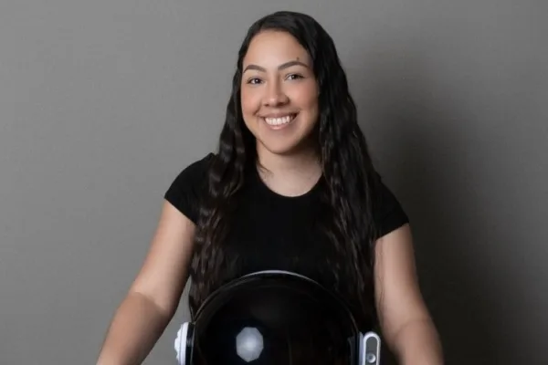 Melina Nava, la primera venezolana en aspirar a viajar al espacio