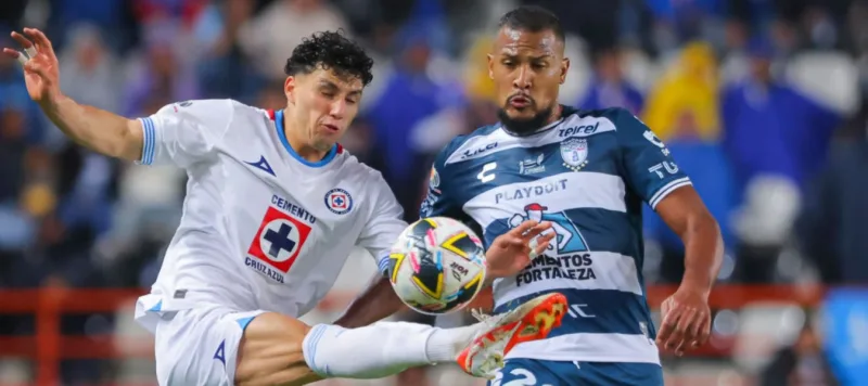 Salomón Rondón marcó pero Pachuca perdió