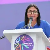 Anuncian créditos especiales y asignaciones para afectados por los sismos