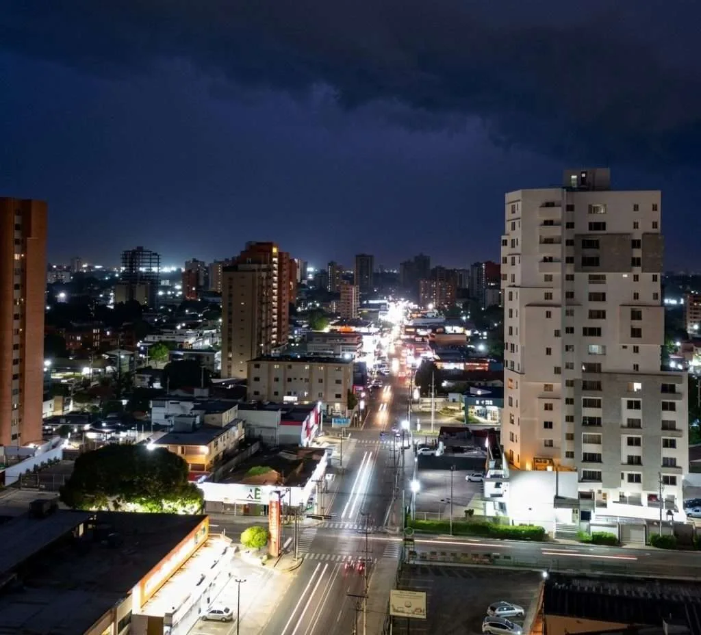 Ocho árboles caídos deja reciente onda tropical en Maracaibo